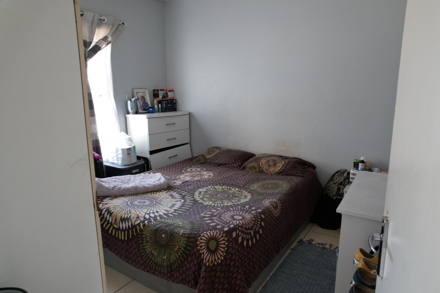 2 Bedroom Property for Sale in Parklands East Western Cape